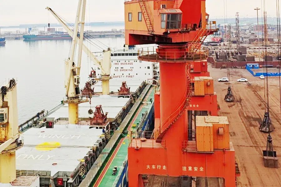 碼頭門機無線MESH微波聯(lián)網方案介紹